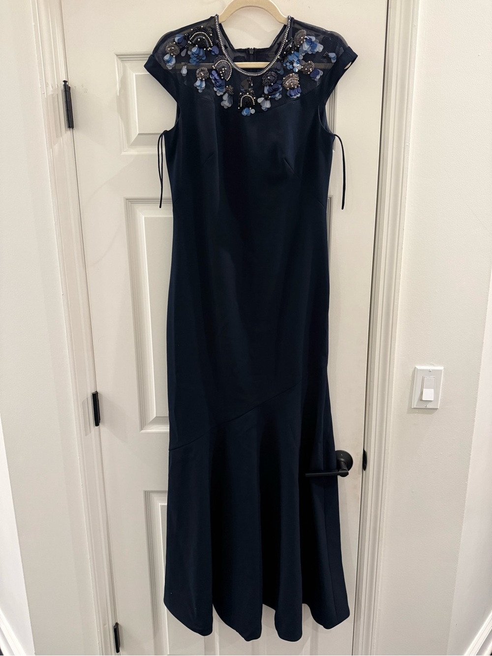 THEIA Navy Blue Cap Sleeve Embellished Illusion Dress Yoke Mermaid Gown size 8 - Picture 4 of 8
